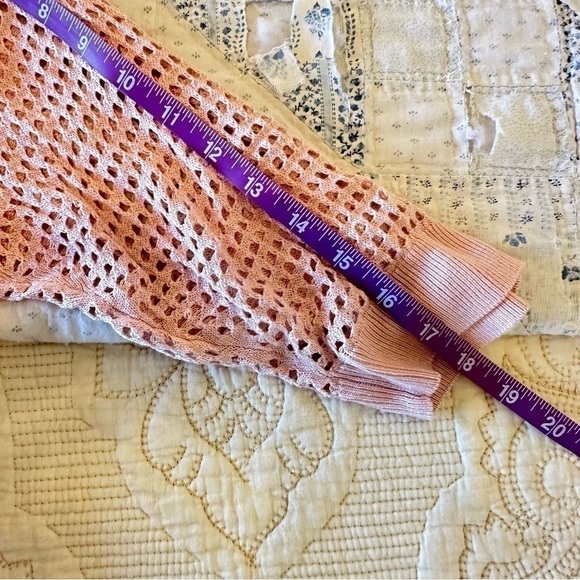 Torrid plus netted knit short sleeve scoop neck dusty rose pink blouse size 2X - Picture 6 of 9